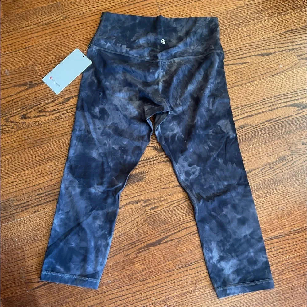 NWT lululemon align HR crop 21” diamond dye pitch grey graphite grey